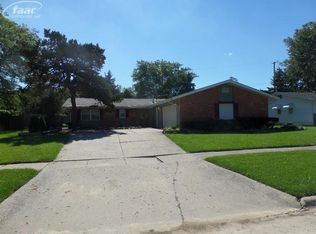 1833 Lynbrook Dr, Flint, MI 48507