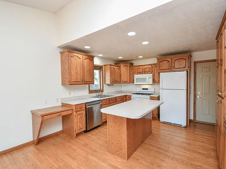 5937 S Lois Ln — Photo 7
