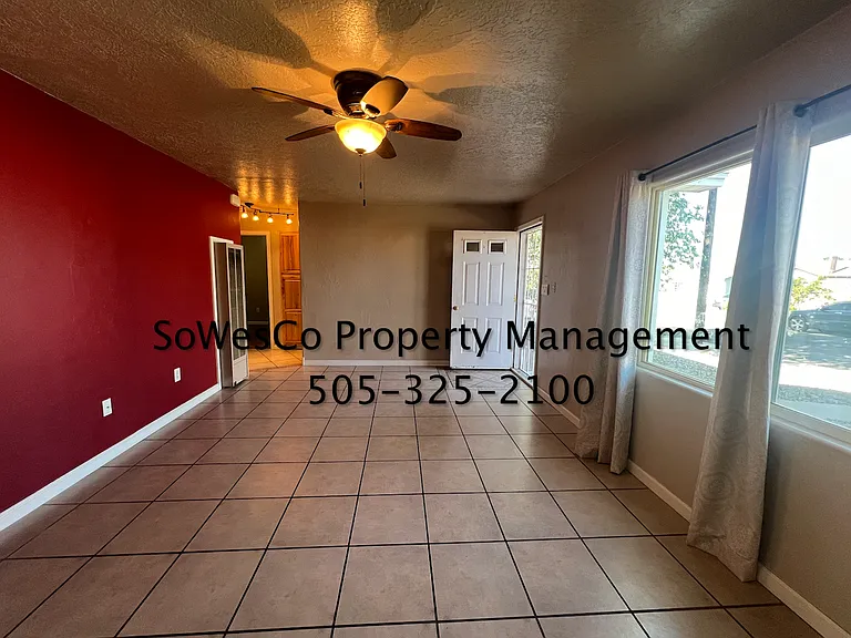 1806 N Cochiti Ave — Photo 2