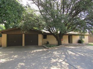 2013 College Ave, Levelland, TX 79336