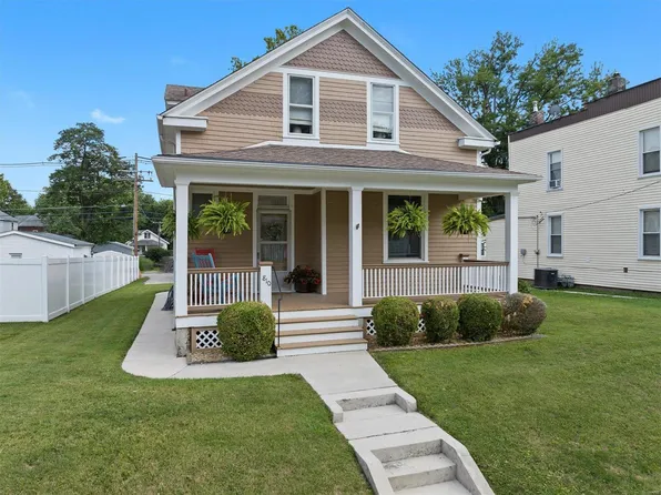 810 Centreville Ave, Belleville, IL 62220