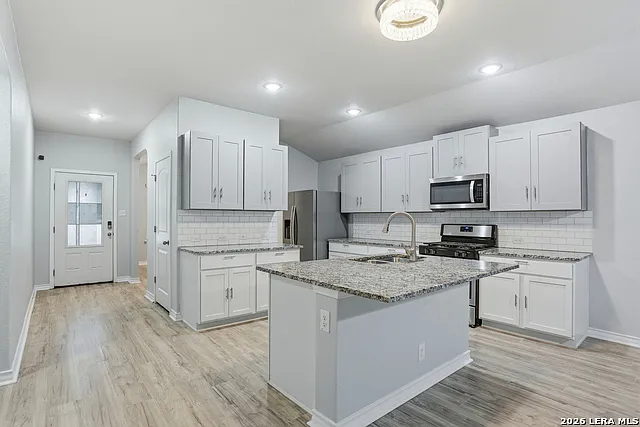 6034 Palmetto Way — Photo 4