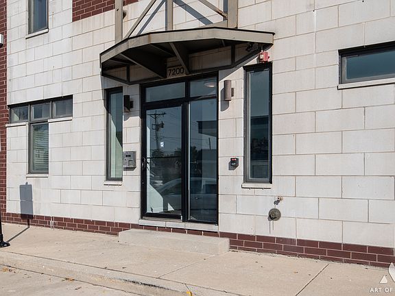 2nd image of 7200 W Palmer St Unit 3E