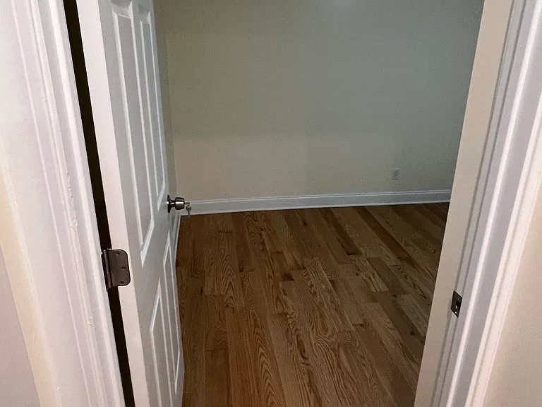 720 Main St — Photo 18