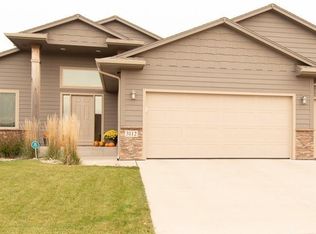 3112 S World Series Ave, Sioux Falls, SD 57110