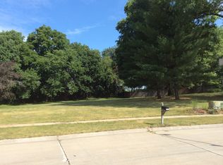 113 Cedar Ln, Hueytown, AL 35023