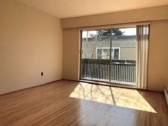 1 bed, 600 sqft, $1,500 — Photo 3
