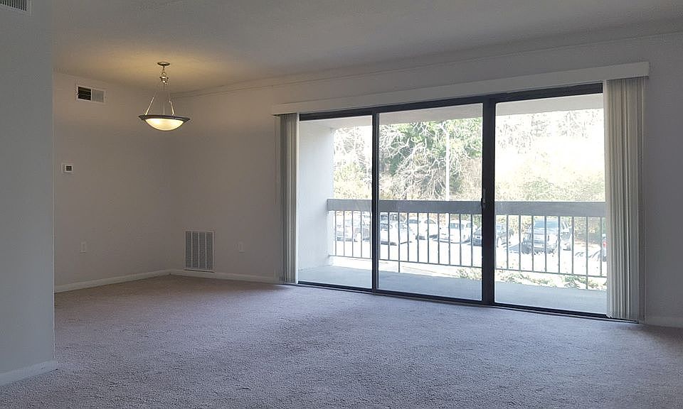 1st image of 500 Umstead Dr #304C