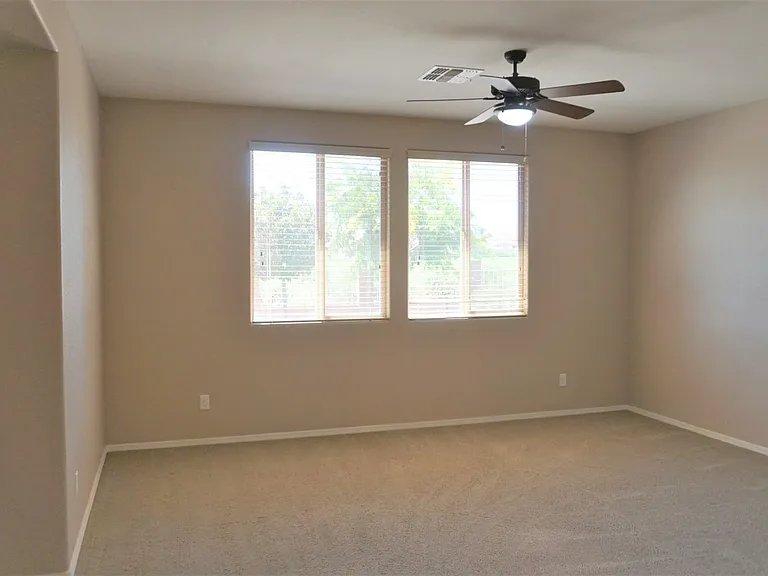1858 Prairie Grass Dr — Photo 18