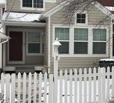 Front of 839 Snowberry 