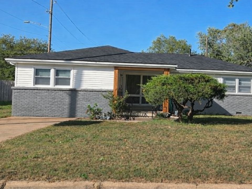 1st image of 3926 W Westport Dr