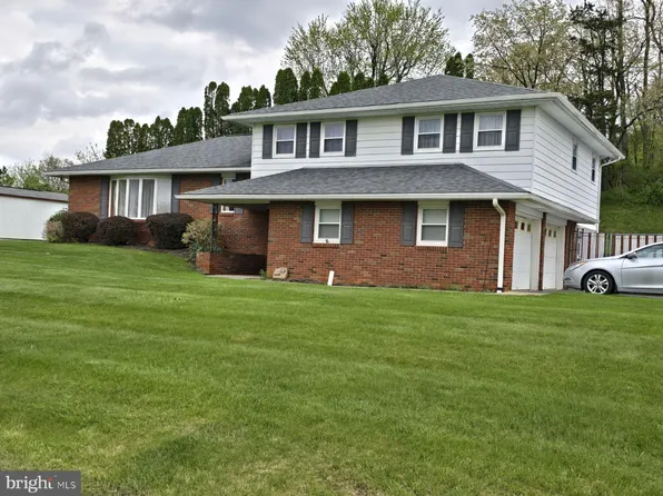 324 Horton Dr, Mc Connellsburg, PA 17233