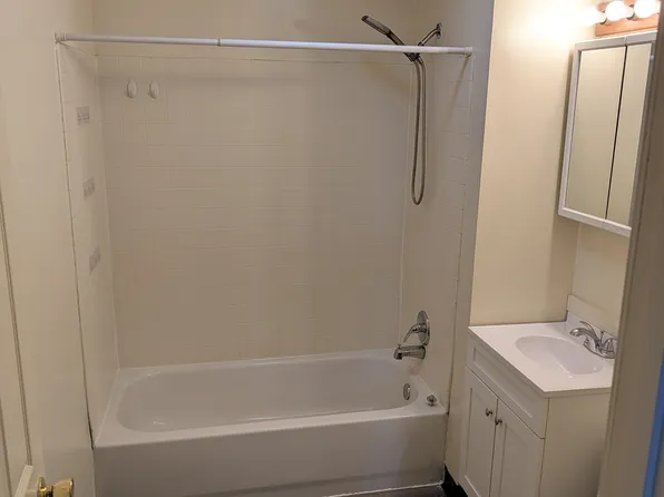 4928 Olcott Ave Unit 2, East Chicago, IN 46312