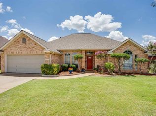 5011 Whisper Wind Dr, Wichita Falls, TX 76310
