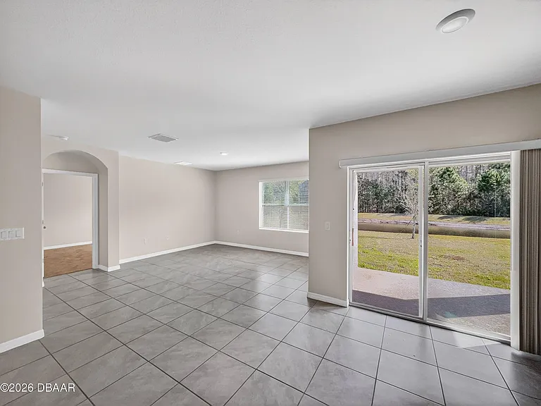 165 Birch Tree Pl — Photo 2