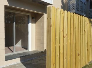 300 Marsh St APT 3, Beaufort, NC 28516