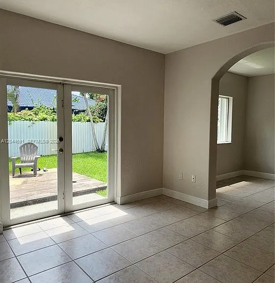 16507 NW 91st Ave — Photo 23
