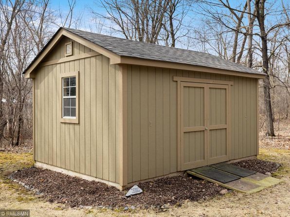 915 Silver Maple Dr, New Prague, MN 56071