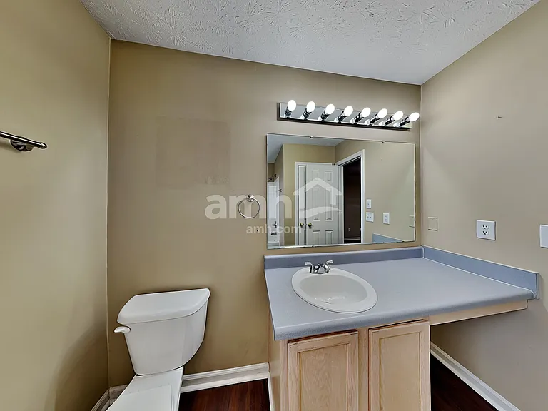 5657 Valhalla Way — Photo 9