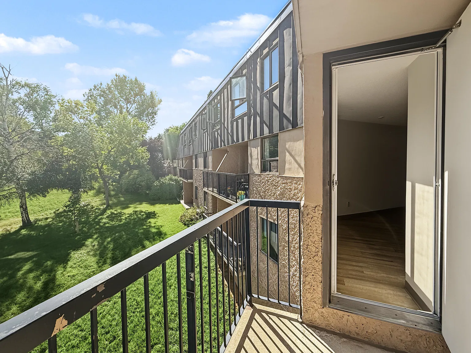 Mainstreet Westbourne Place Apartments — Photo 4