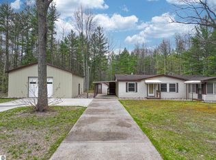 2755 Log Lake Rd NE, Kalkaska, MI 49646