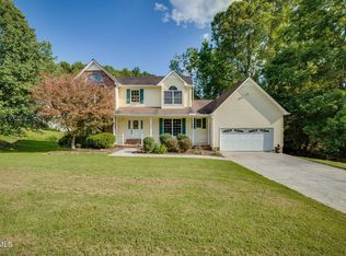 414 Green Brook Cir, Unicoi, TN 37692