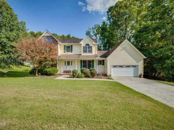 414 Green Brook Cir, Unicoi, TN 37692