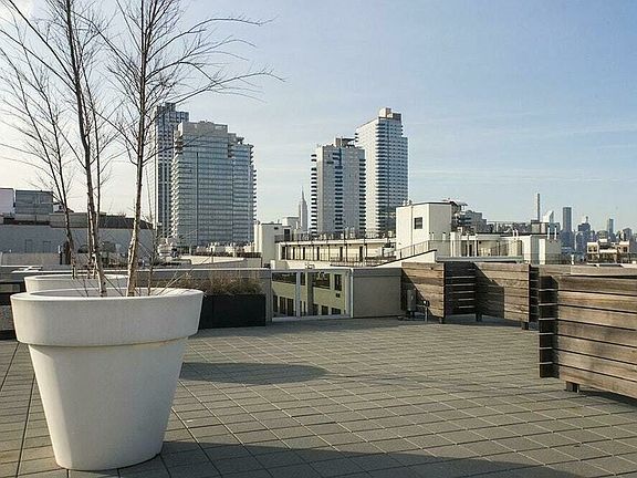 3rd image of 250 Bedford Ave #404