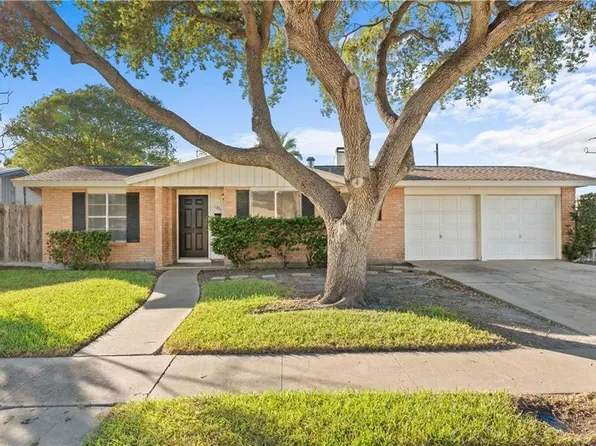 1301 Easthaven Dr, Corpus Christi, TX 78412