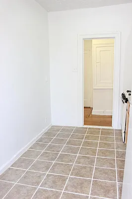 Rented by Realty 2000 Corp | media 20