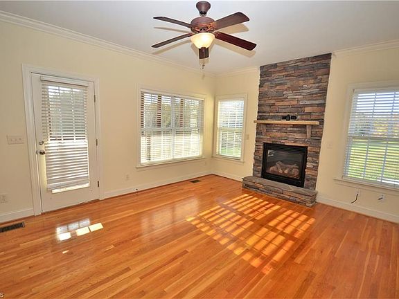 3rd image of 8182 McClanahan Dr