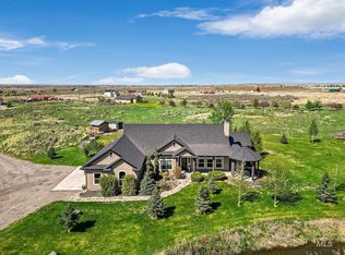 146 Parker Gulch Rd, Shoshone, ID 83352