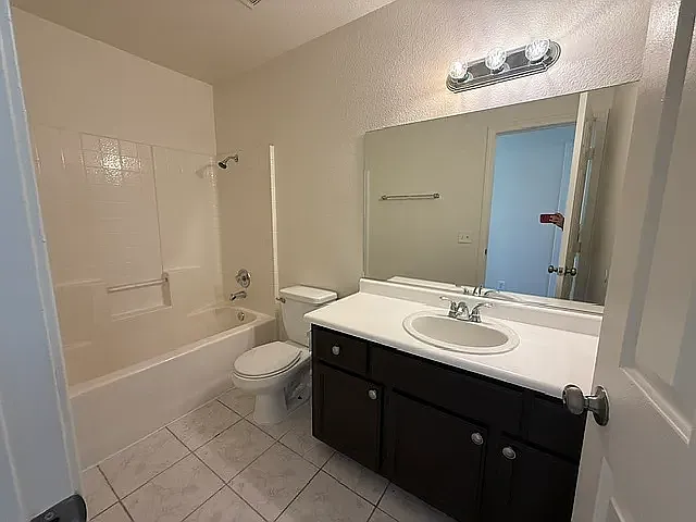 6109 Crockery St — Photo 16