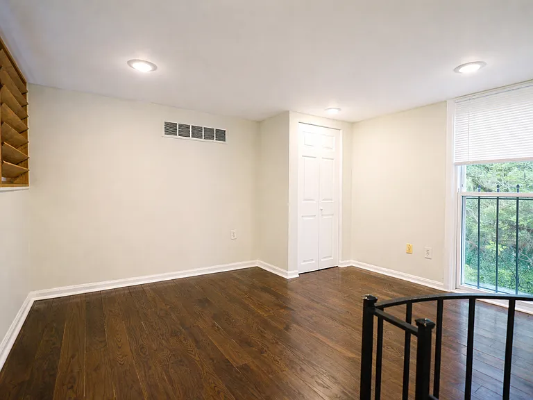 2311 Maryland Ave #B — Photo 15