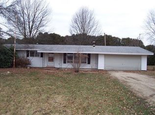 429 Thorn Rd, Walkerton, IN 46574