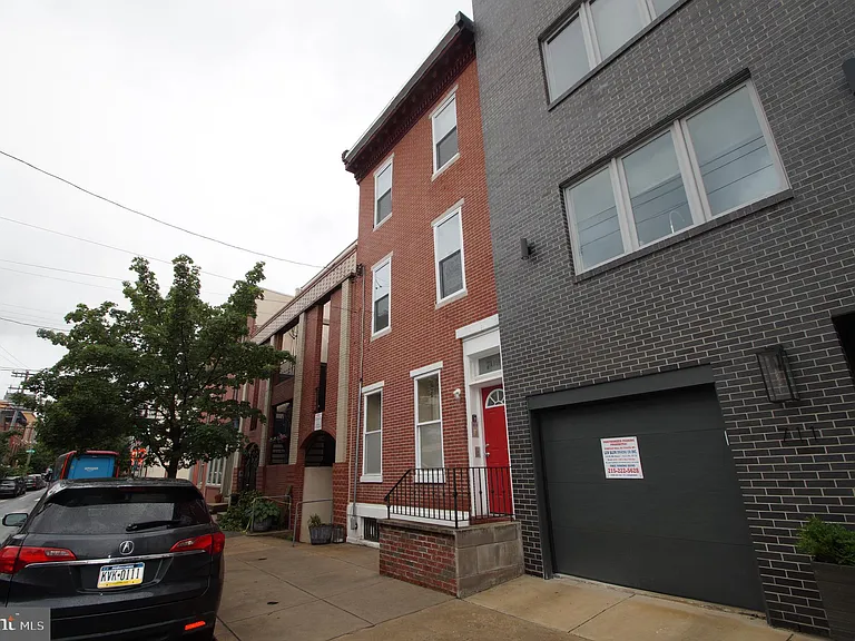 709 S 20th St #2R — Photo 1