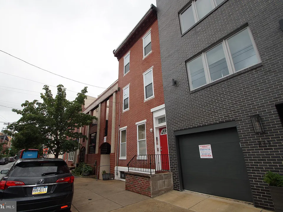 709 S 20th St #2R