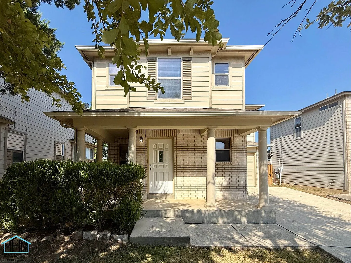 Spacious 2-Story 3-Bedroom, 2.5-Bath Home with Open Floor Plan & Prime Northwest San Antonio Loca... — Photo 3