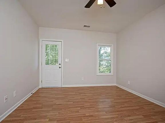 3rd image of 662 S Barbee Way #C