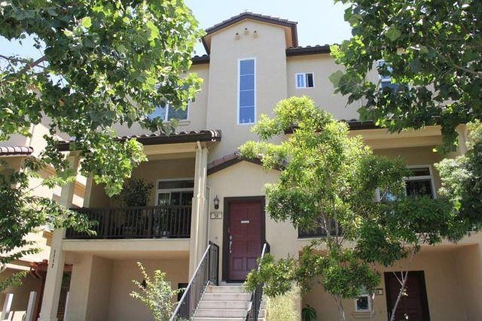 1st image of 1712 E San Antonio St
