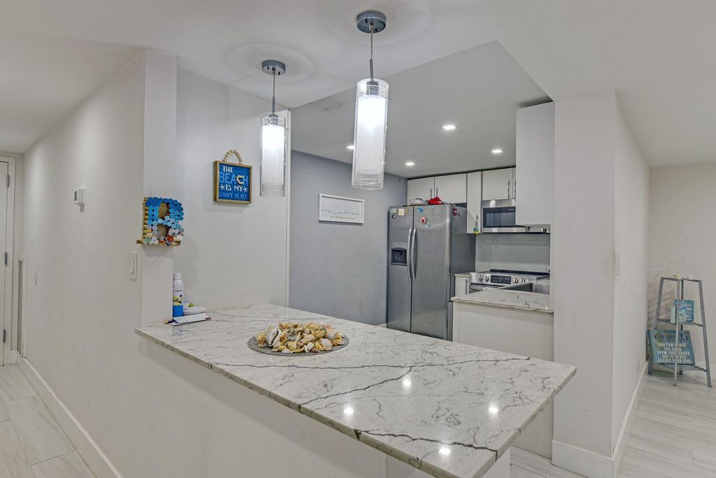 812 Briny Avenue #10C, photo 4