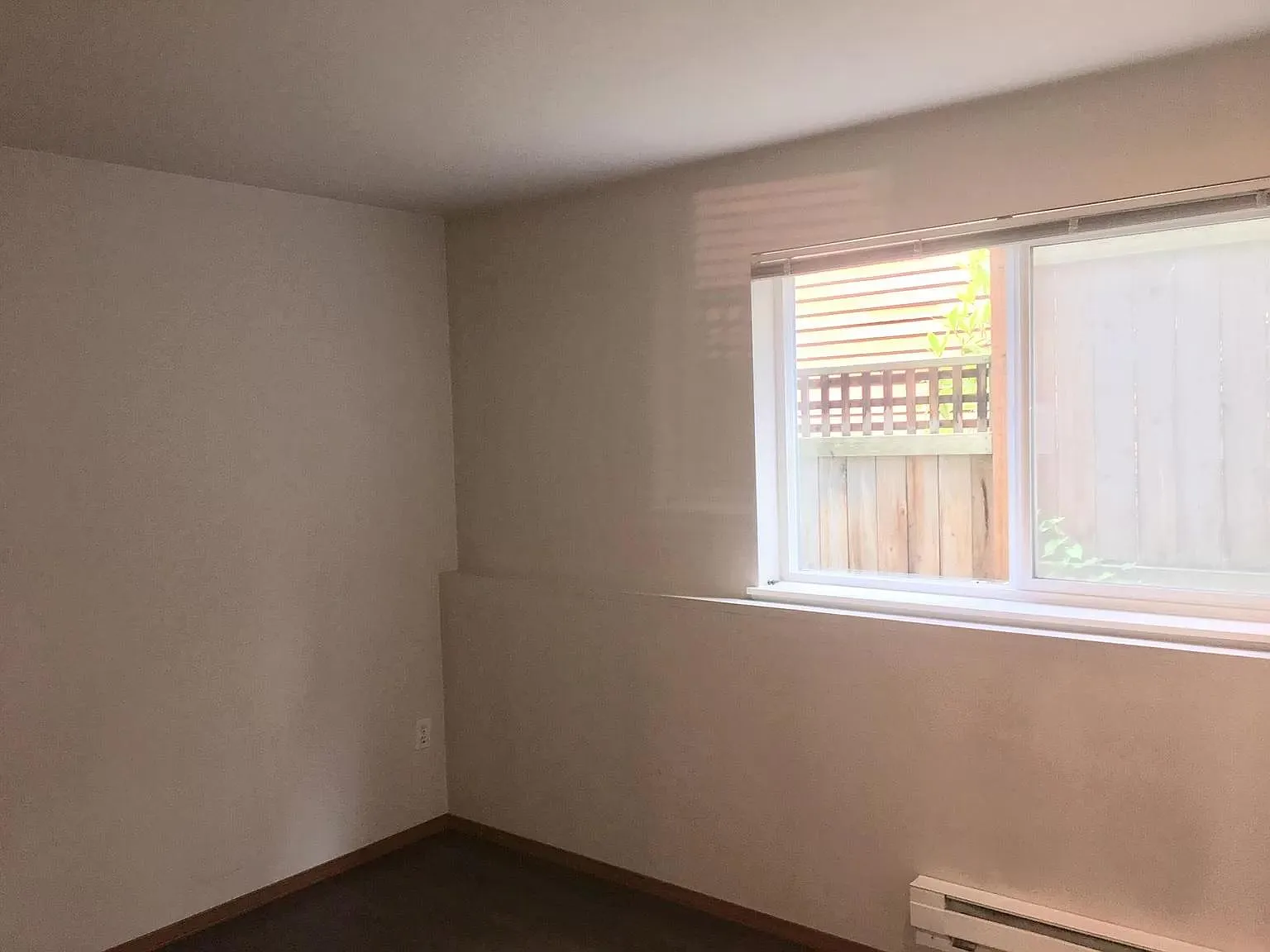 2 bed, 715 sqft, $2,200 — Photo 4