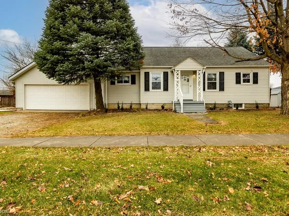 114 E Main St, Lagrange, OH 44050