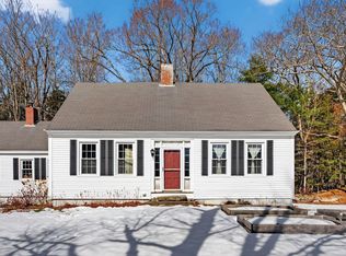 10 Lower Flying Point Road, Freeport, ME 04032