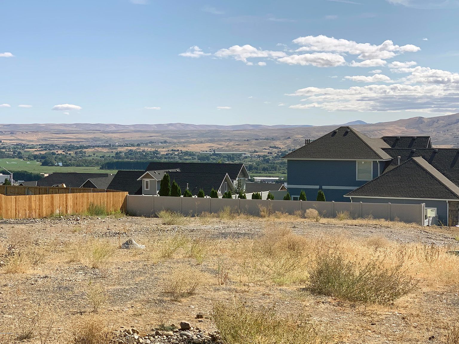 1203 Heritage Hills Dr, Selah, WA 98942 Zillow