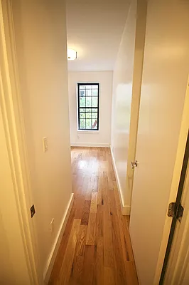 Rented by Delmark Realty LLC | media 40