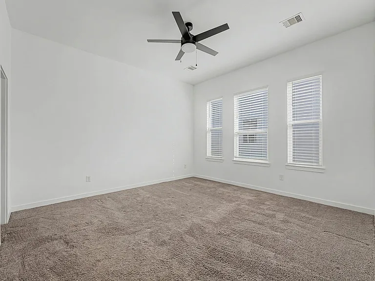 2714 Anita St — Photo 13