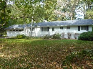 16860 Patricia Ln, Minnetonka, MN 55345