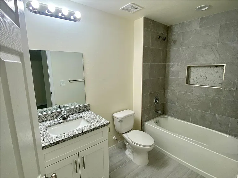 2643 Orchard Cir — Photo 10