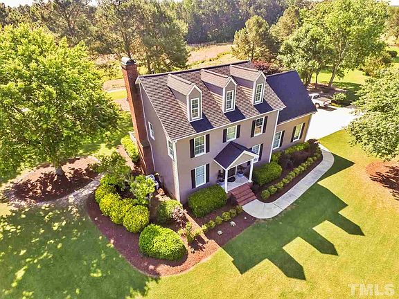 4th image of 4601 Gomar Ln